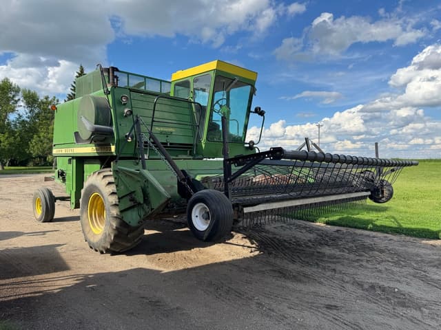 Image of John Deere 7700 equipment image 1