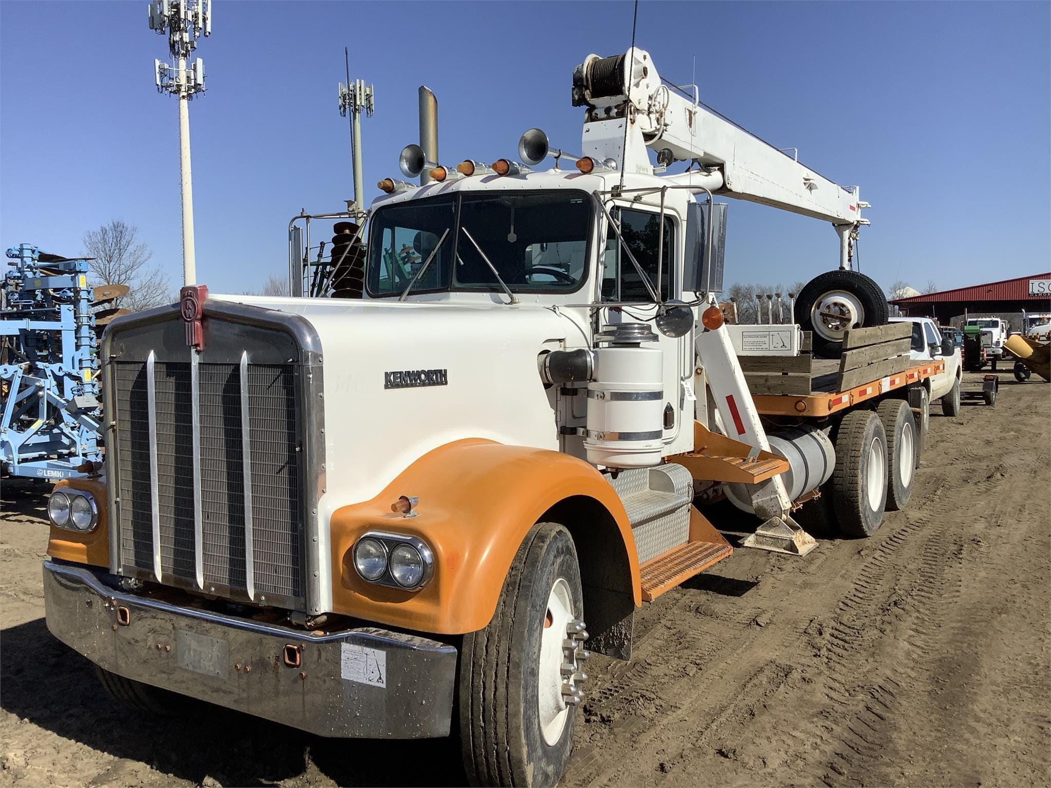 Main image Kenworth W900A