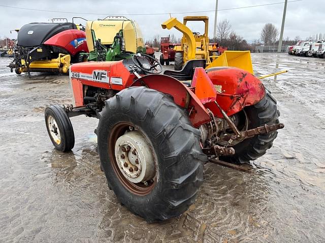 Image of Massey Ferguson 245 equipment image 2