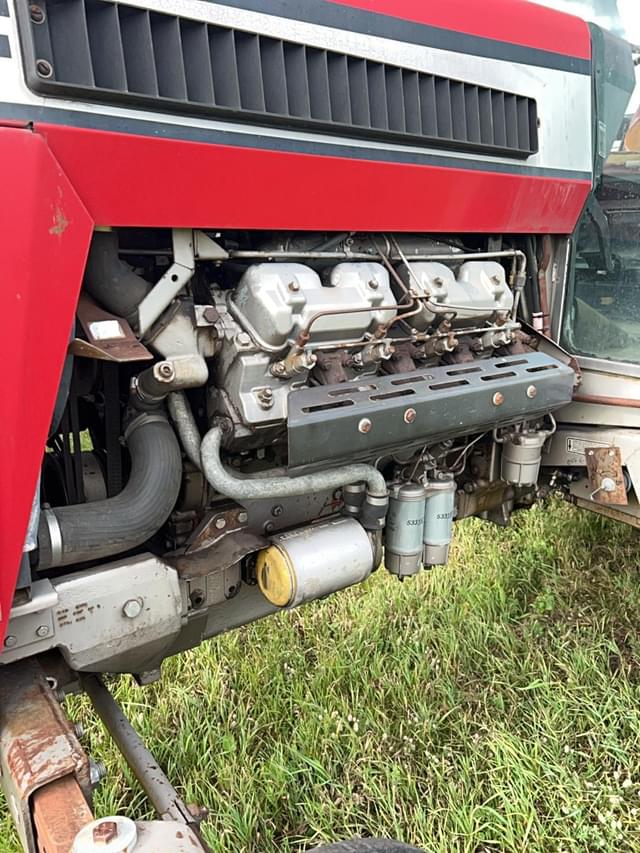 Image of Massey Ferguson 2745 equipment image 3