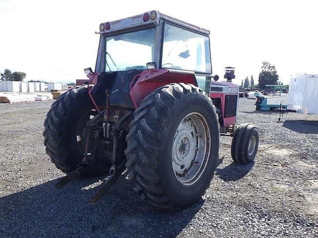 Image of Massey Ferguson 2745 equipment image 3