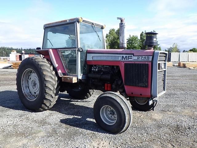 Image of Massey Ferguson 2745 equipment image 1