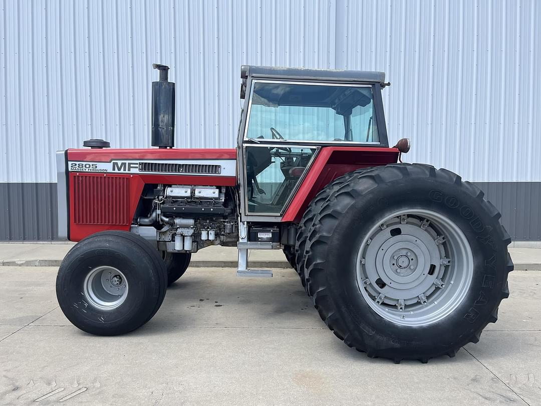 Image of Massey Ferguson 2805 Primary image