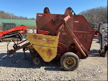 Main image New Holland 846