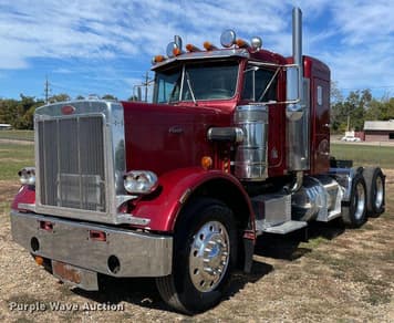 Main image Peterbilt 359