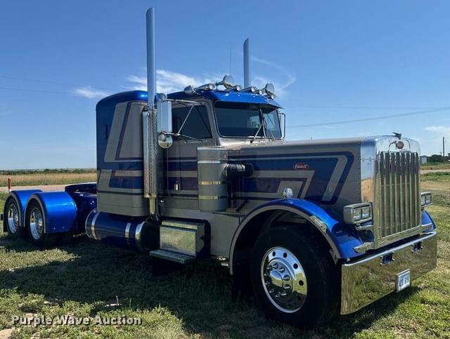 Image of Peterbilt 359 equipment image 2