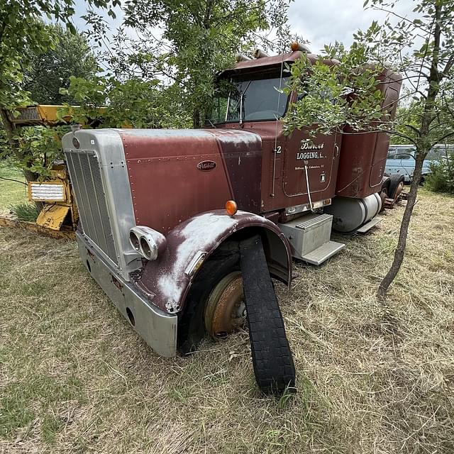Image of Peterbilt 359 equipment image 1