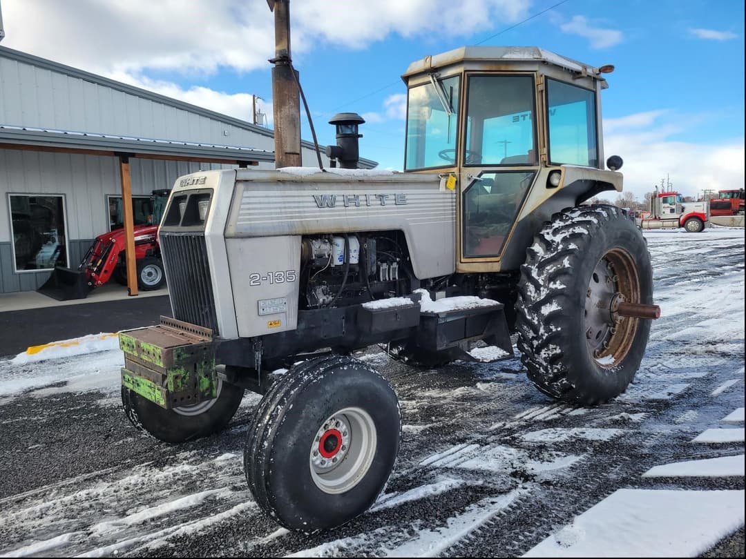 Image of White 2-135 Primary image