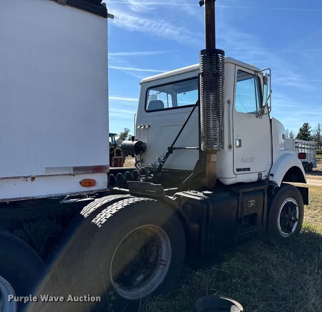 Image of White Road Boss 2 equipment image 4