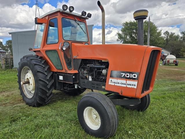 Image of Allis Chalmers 7010 equipment image 2