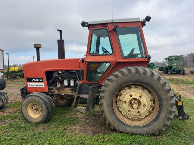 Image of Allis Chalmers 7020 equipment image 3