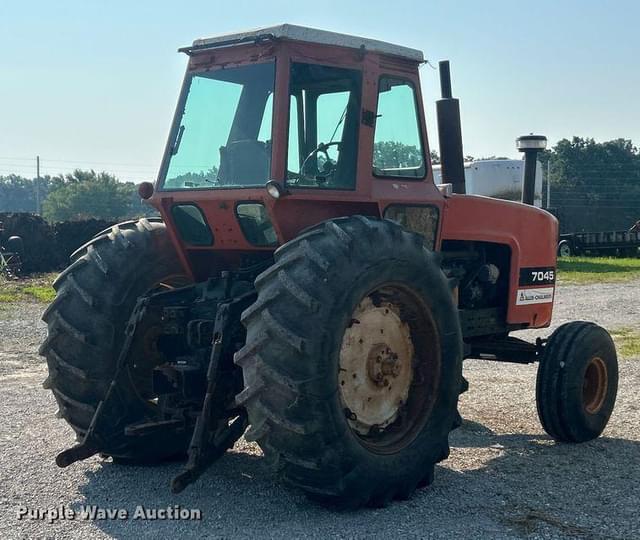 Image of Allis Chalmers 7045 equipment image 4