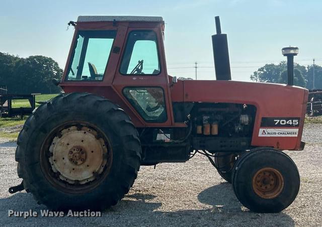 Image of Allis Chalmers 7045 equipment image 3