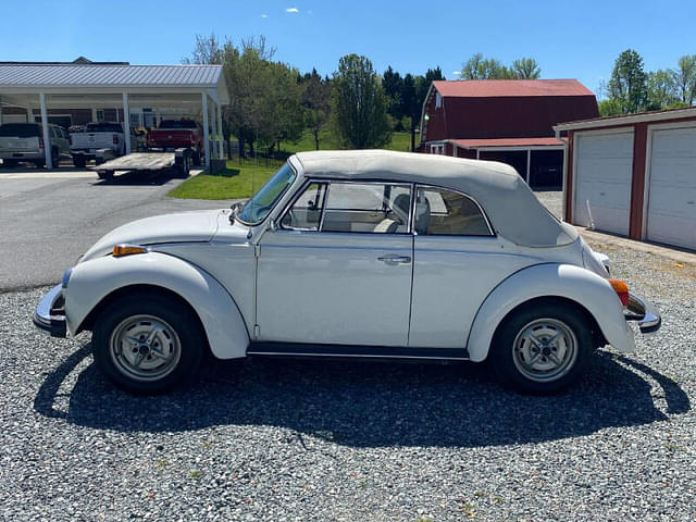 Image of Volkswagen Beetle equipment image 1