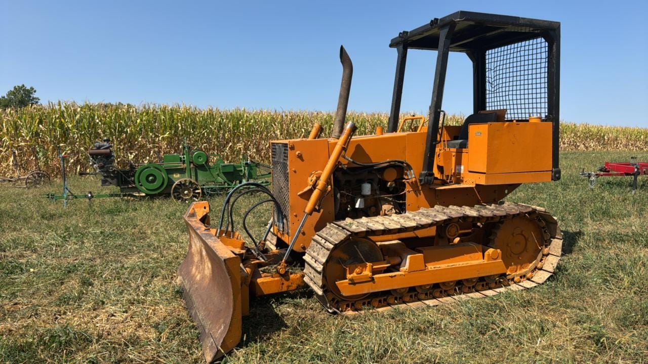 1979 Case 450B Equipment Image0