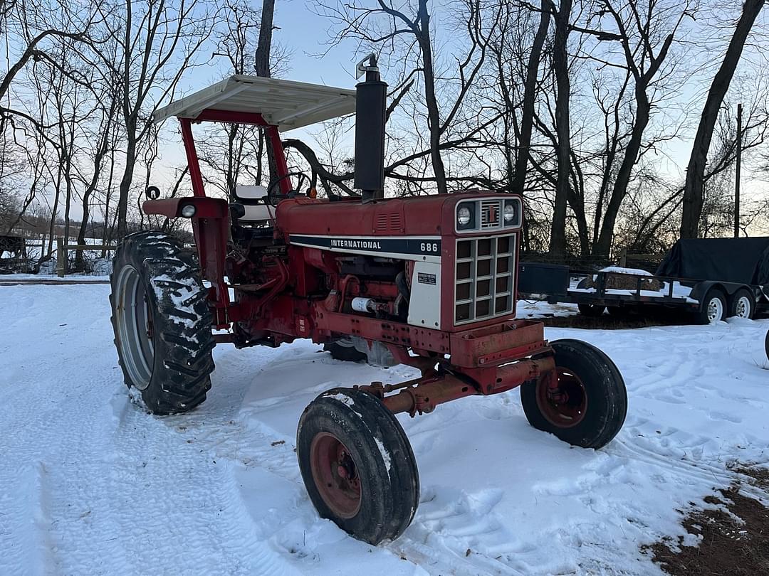 Image of International Harvester 686 Image 1