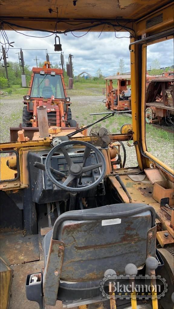 Image of Case 580C equipment image 2