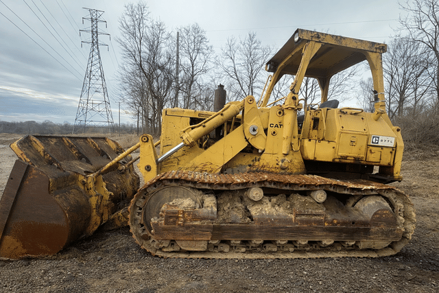 Image of Caterpillar 977L equipment image 1