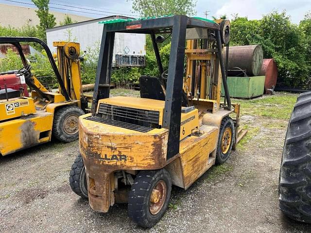 Image of Caterpillar V60C equipment image 3