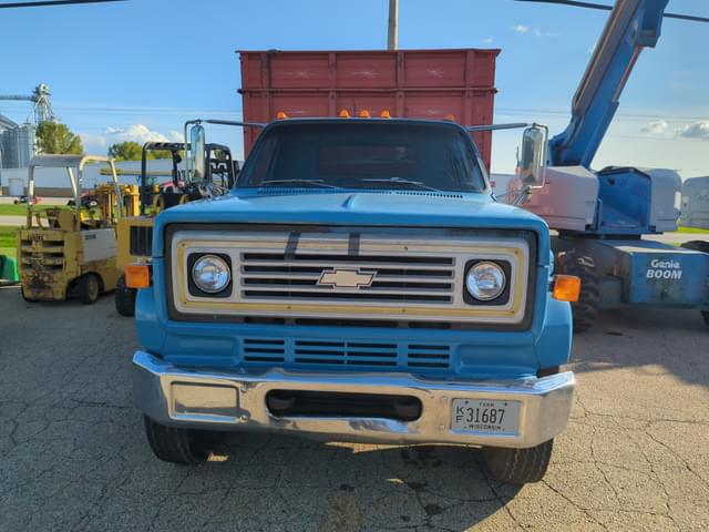 Image of Chevrolet 70 equipment image 2