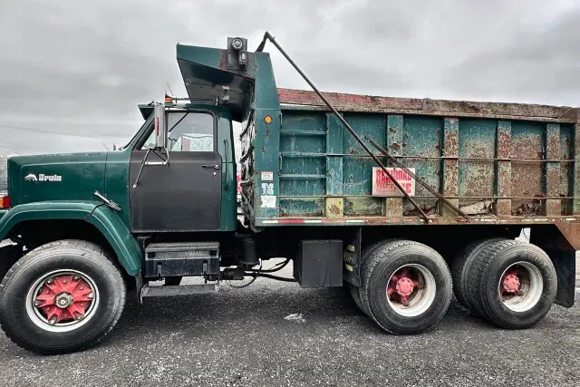 Image of Chevrolet Bruin equipment image 4