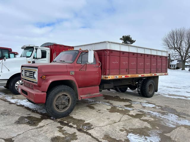 Image of Chevrolet C70 equipment image 1