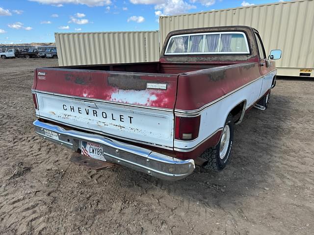 Image of Chevrolet C10 equipment image 4