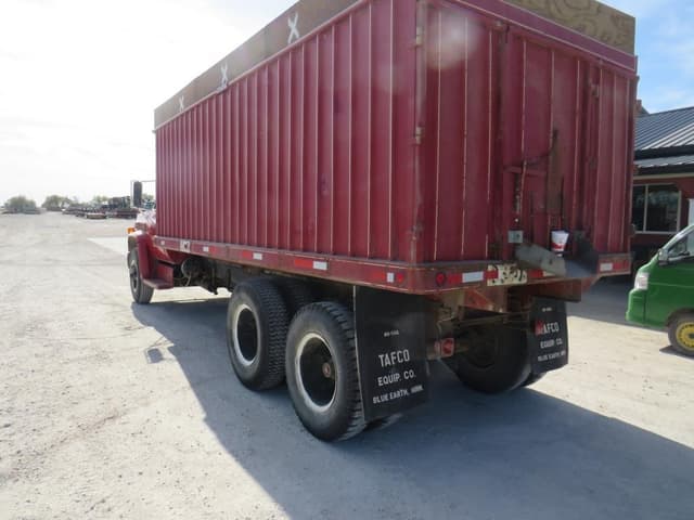 Image of Chevrolet C70 equipment image 4