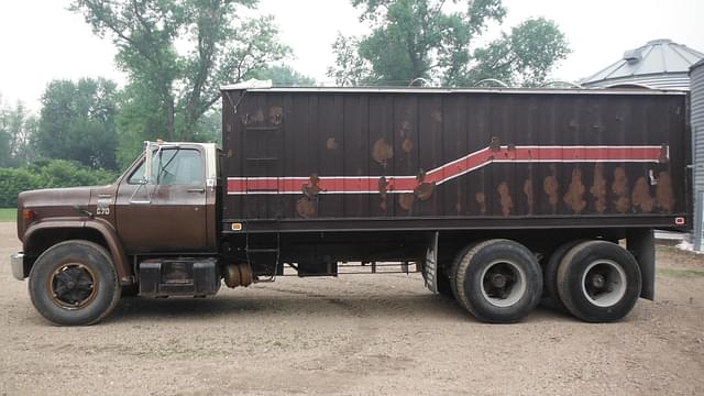 Image of Chevrolet C70 equipment image 3