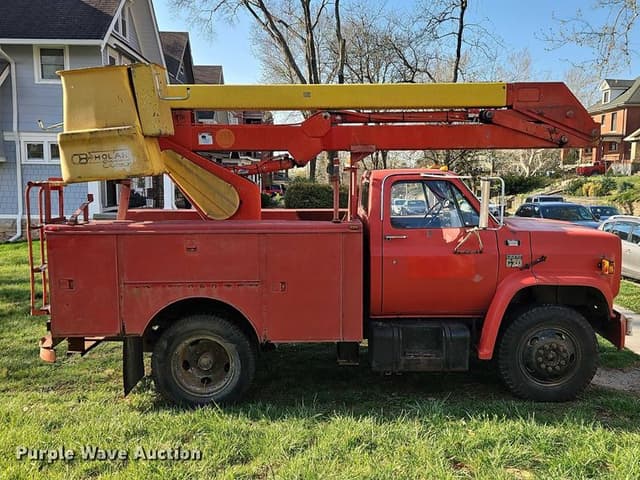 Image of Chevrolet C70 equipment image 3