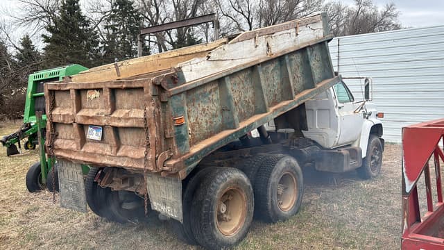 Image of Chevrolet C70 equipment image 4