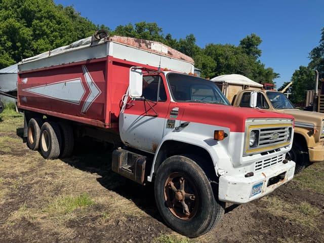Image of Chevrolet C70 equipment image 1