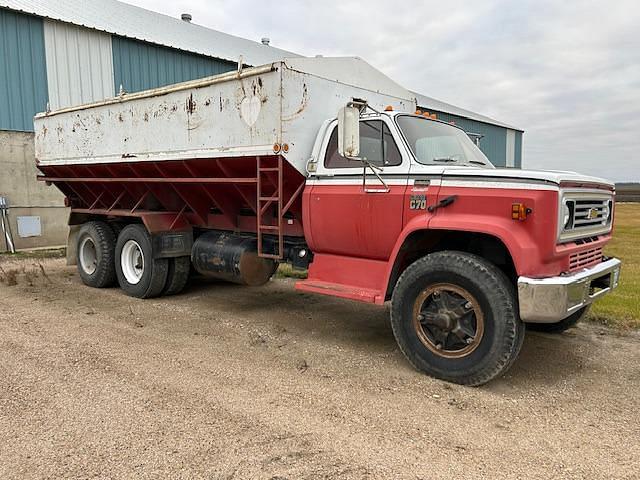 Image of Chevrolet C70 equipment image 1