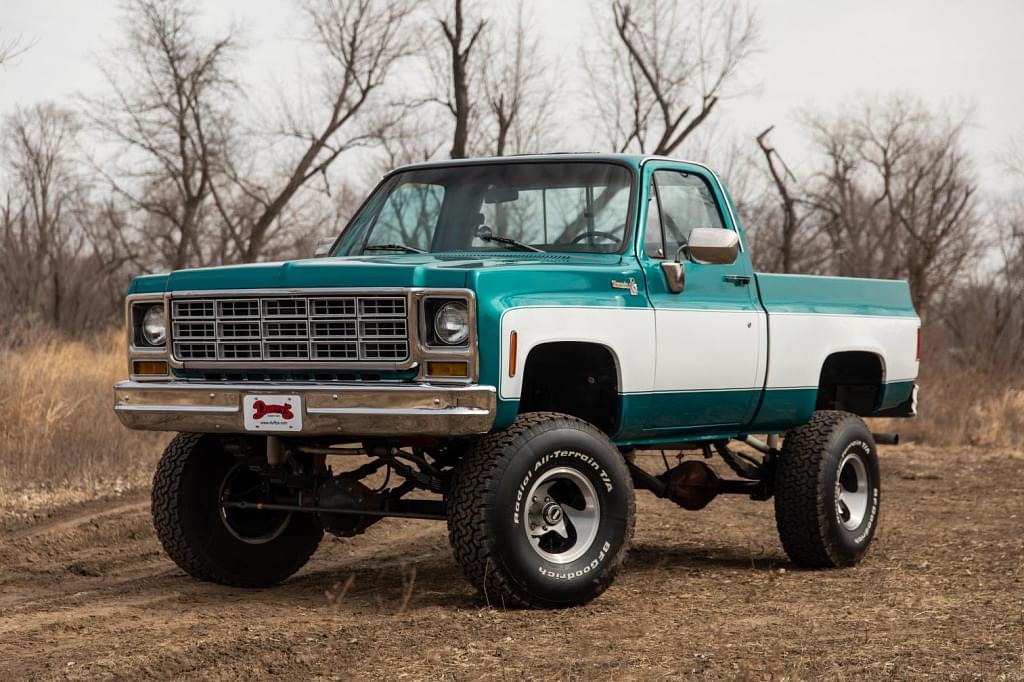 Image of Chevrolet Silverado 10 Primary image