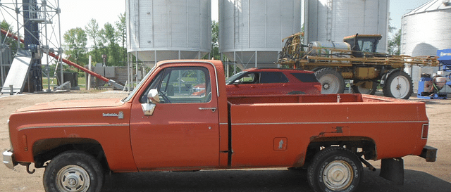 Image of Chevrolet Scottsdale 10 equipment image 3