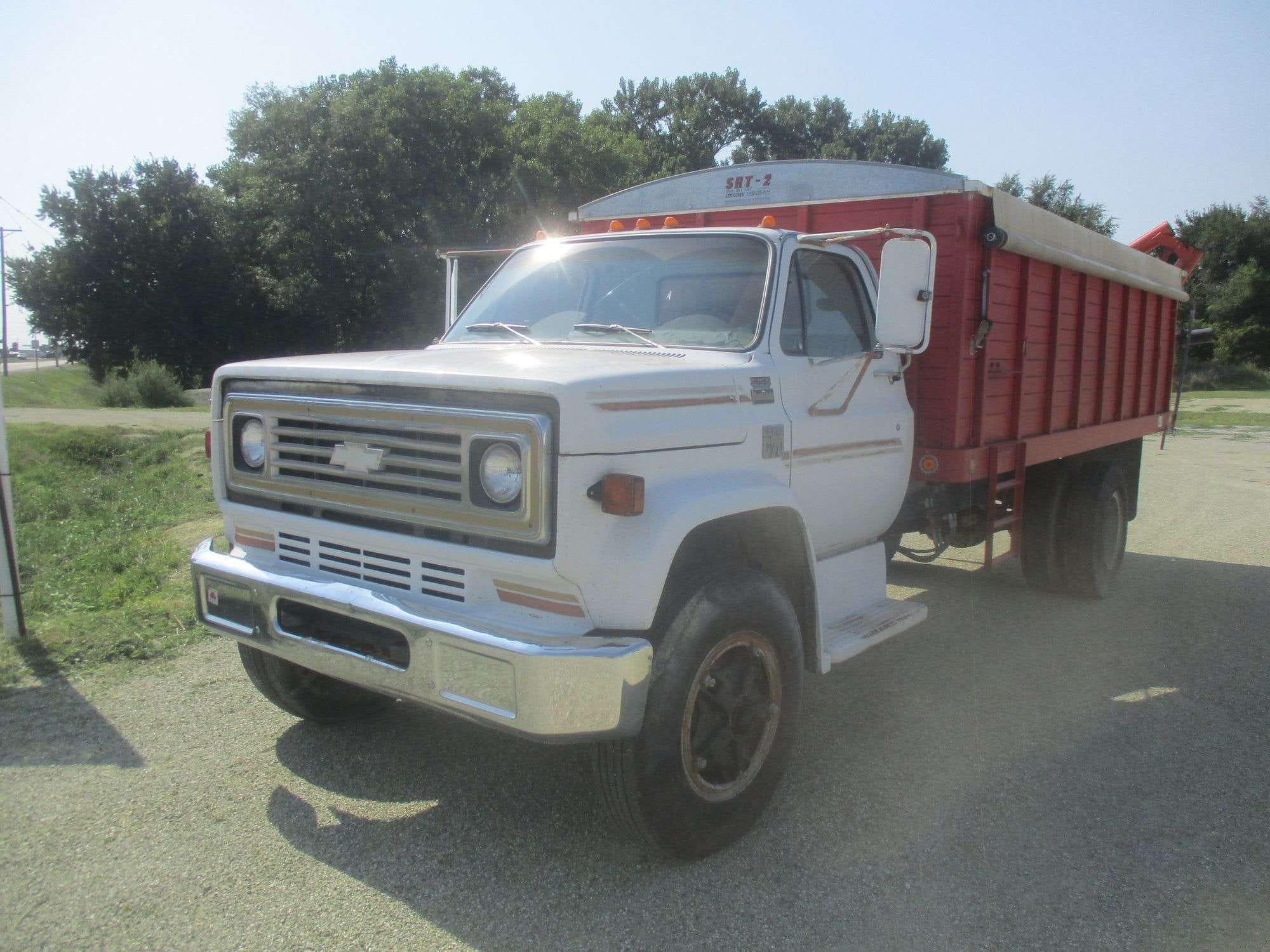 1979 Chevrolet C70 Equipment Image0