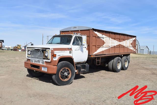 Image of Chevrolet C70 equipment image 2