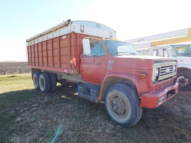 Image of Chevrolet C70 equipment image 1