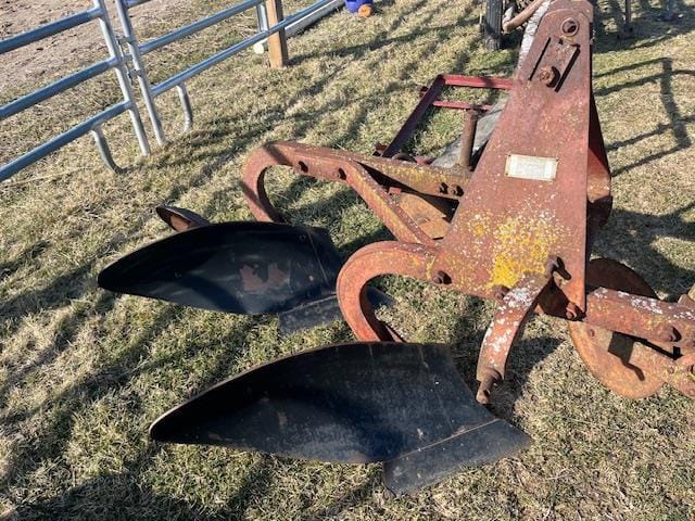 1979 Dearborn 10-156 Equipment Image0