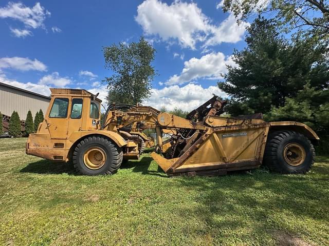 Image of John Deere 860-B equipment image 3