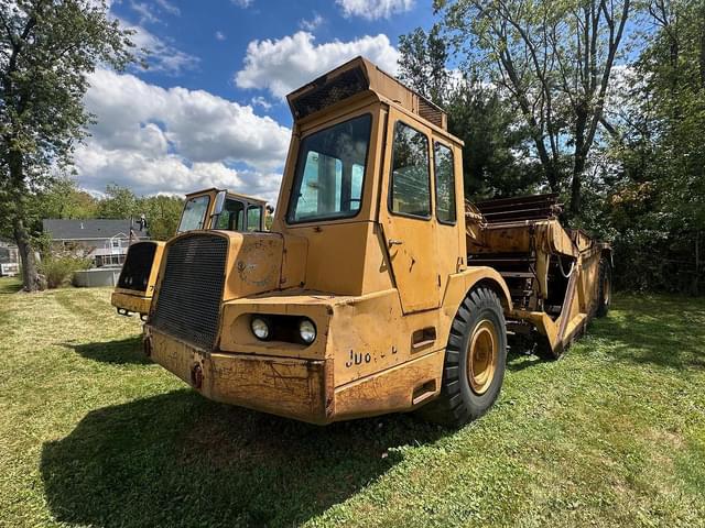 Image of John Deere 860-B equipment image 1