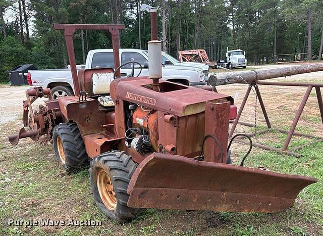 Image of Ditch Witch R40 equipment image 2