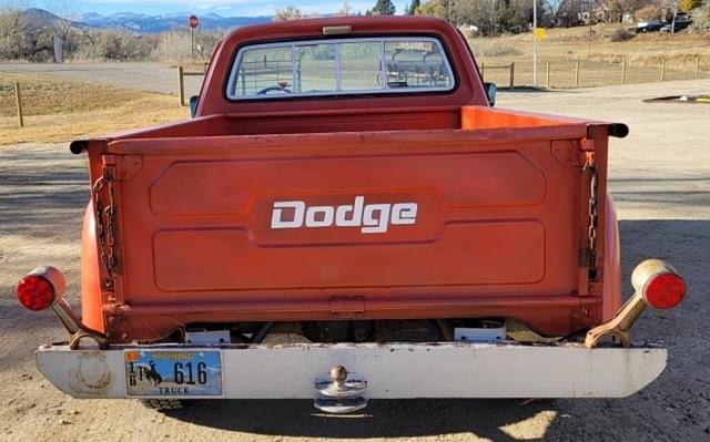 Image of Dodge D100 equipment image 3