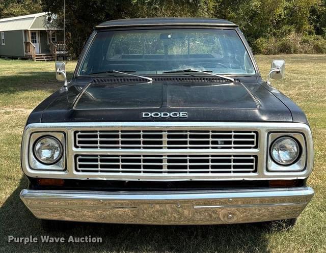 Image of Dodge D100 equipment image 1