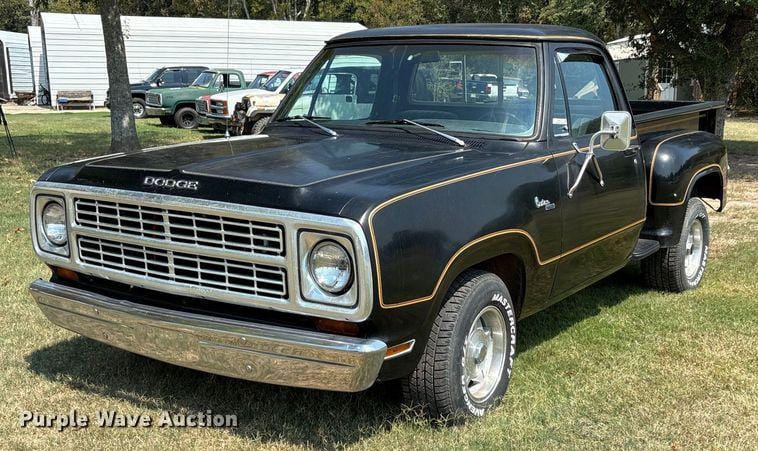 1979 Dodge D100 Equipment Image0