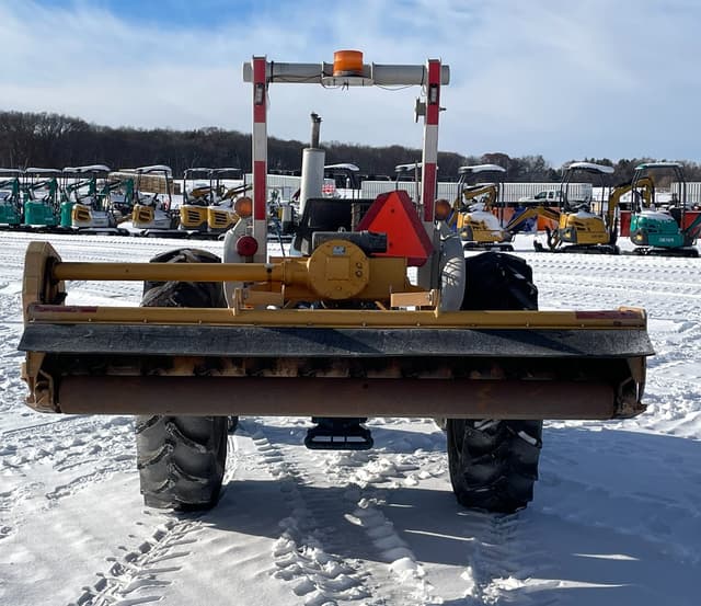 Image of Ford 3600 equipment image 3