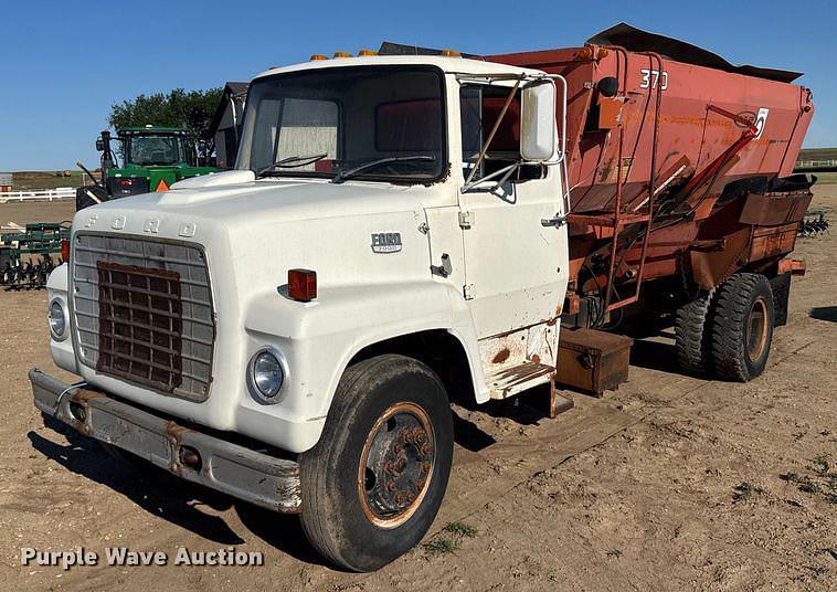 Image of Ford 7000 Primary image