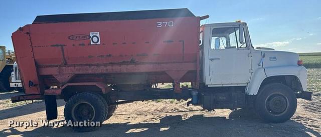 Image of Ford 7000 equipment image 3