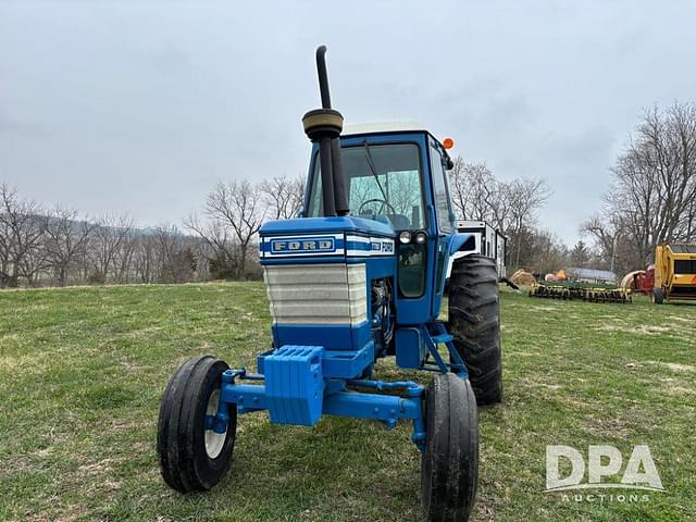 Image of Ford 7700 equipment image 2