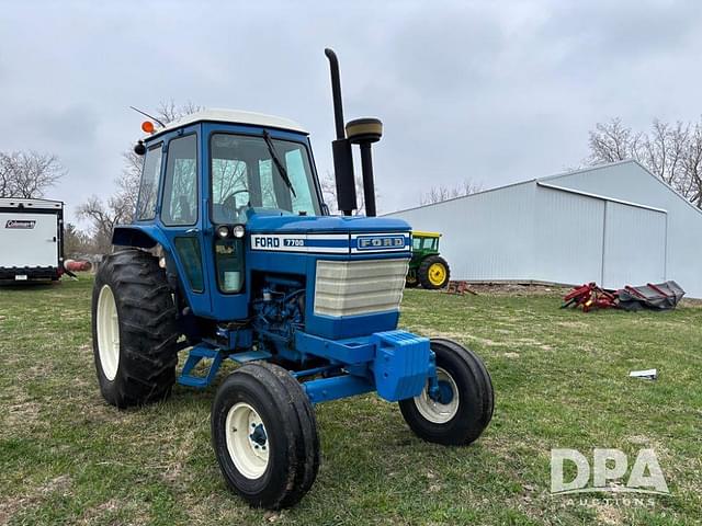Image of Ford 7700 equipment image 4